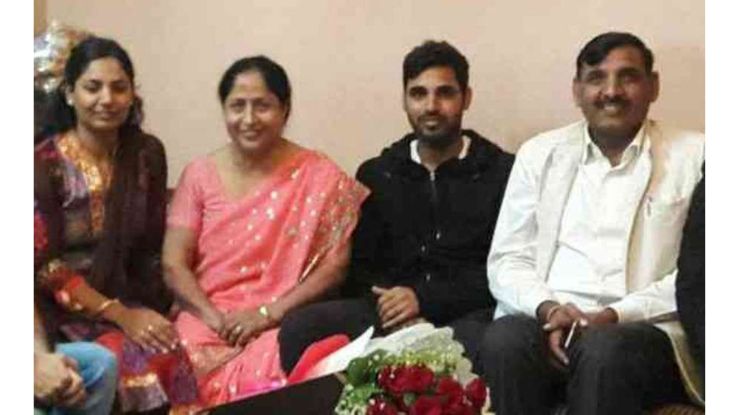 Bhuvneshwar Kumar Mother