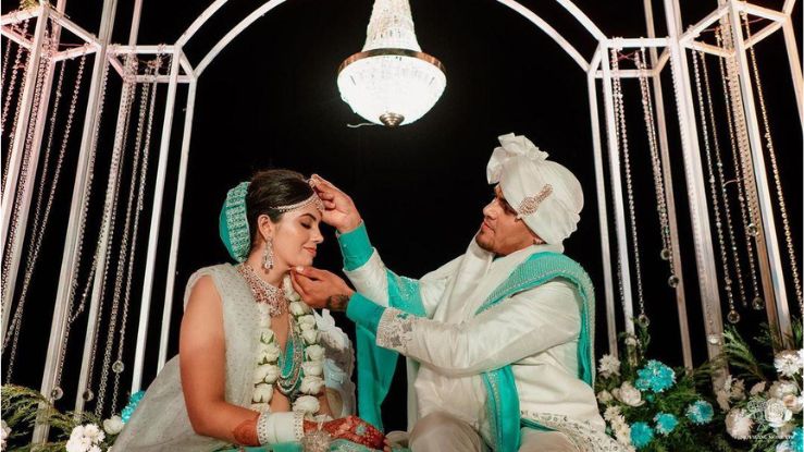 Rahul Chahar Wife