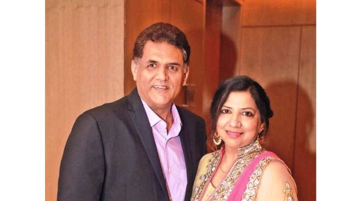 Vivek Razdan Wife
